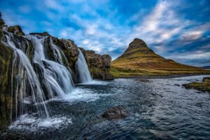 Wanderlust Dreams: Top 10 Inspiring Journeys Around the Globe 5 Iceland: Nature's Wonderland